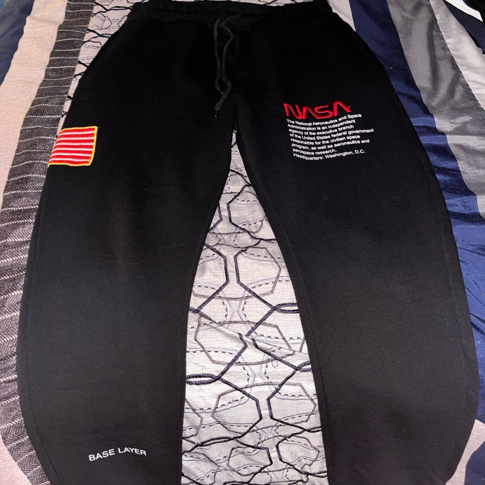 NASA JOGGERS SZ S LIMITED EDITION